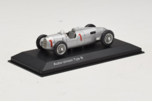 Auto Union Typ B #1 Silver Minichamps 1:43 5031300313 Diecast - image 2 of 5