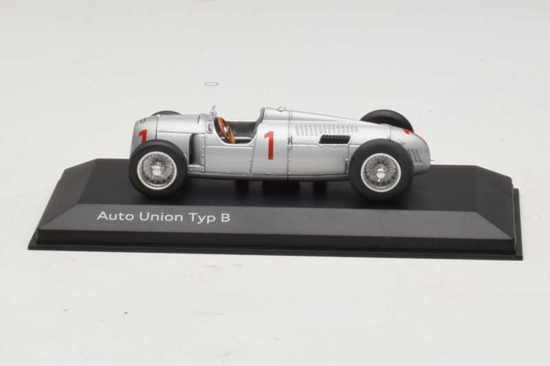 Auto Union Typ B #1 Silver Minichamps 1:43 5031300313 Diecast