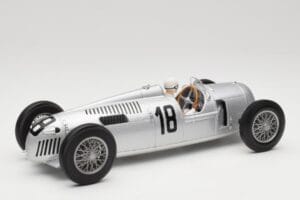 Auto Union Typ C #18 B. Rosemeyer Internationales Eifelrennen Nürburgring Winner 1936 Minichamps 1:18 155361018 Diecast - image 2 of 6