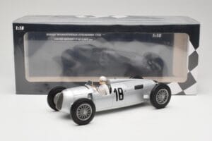 Auto Union Typ C #18 B. Rosemeyer Internationales Eifelrennen Nürburgring Winner 1936 Minichamps 1:18 155361018 Diecast - image 6 of 6