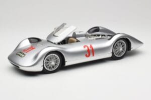 Auto Union Typ C Stromlinie #31 B. Rosemeyer 1937 Silver Revell 1:18 08436 Diecast - image 2 of 8