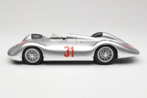 Auto Union Typ C Stromlinie #31 B. Rosemeyer 1937 Silver Revell 1:18 08436 Diecast - image 4 of 8