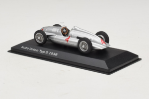 Auto Union Typ D #4 Silver Minichamps 1:43 5030900703-R1 Diecast - image 3 of 4