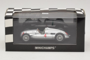 Auto Union Typ D #4 Silver Minichamps 1:43 5030900703-R1 Diecast - image 4 of 4