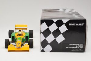 Benetton Ford B193B #5 R. Patrese 3rd Place British GP 1993 Minichamps 1:18 110930906 Diecast - image 6 of 6