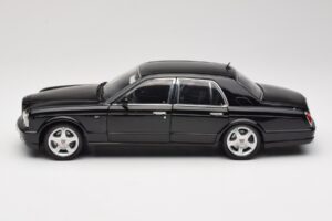 Bentley Arnage R Black Minichamps 1:18 100139071 Diecast - image 4 of 8