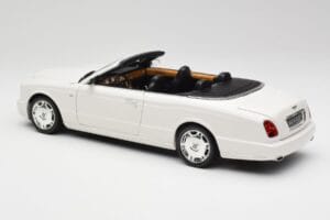 Bentley Azure Glacier White Minichamps 1:18 100139502 Diecast - image 7 of 8