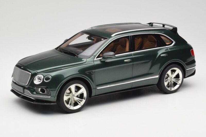 Bentley Bentayga Styling Pack Green GT Spirit 1:18 Bentley Bentayga Styling Pack Green GT Spirit 1:18 GT133 Resin
