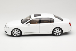 Bentley Continental Flying Spur White Minichamps 1:18 100139461 Diecast - image 4 of 8