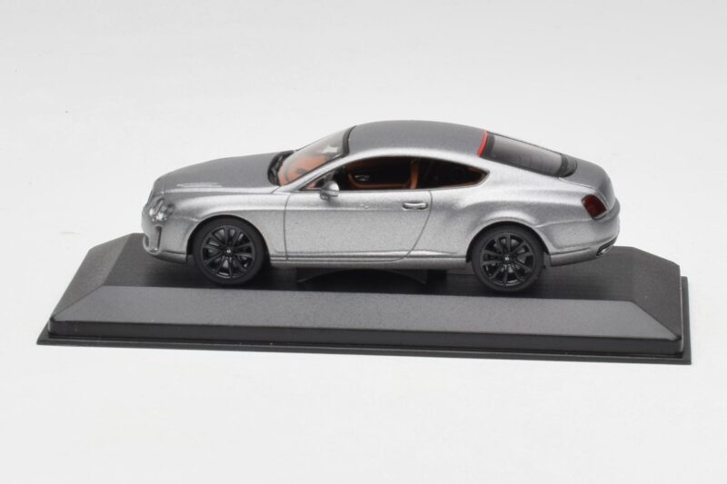 Bentley Continental GT Grey With Black Wheels Minichamps 1:43 Bentley Continental GT Grey With Black Wheels Minichamps 1:43 BENTLEY001 Diecast