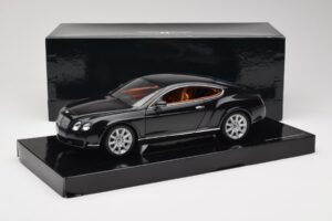 Bentley Continental GT Midnight Emerald Minichamps 1:18 BL389 Diecast - image 8 of 8