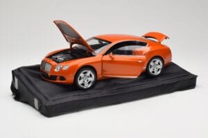 Bentley Continental GT Orange Metallic Minichamps 1:18 100139921 Diecast - image 2 of 8