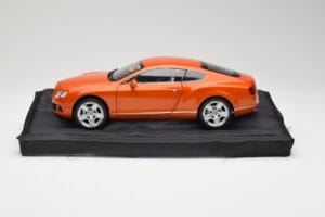 Bentley Continental GT Orange Metallic Minichamps 1:18 100139921 Diecast - image 4 of 8