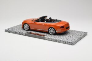 Bentley Continental GT Speed Convertible Orange Metallic Minichamps 1:18 107139430 Diecast - image 5 of 6
