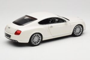 Bentley Continental GT White Minichamps 1:18 100139621 Diecast - image 3 of 8