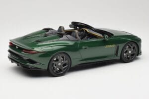 Bentley Mulliner Bacalar Scarab Green TopSpeed 1:18 TS0448 Resin - image 2 of 6