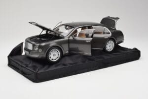 Bentley Mulsanne Brodgar Metallic Minichamps 1:18 BL843 Diecast - image 2 of 8