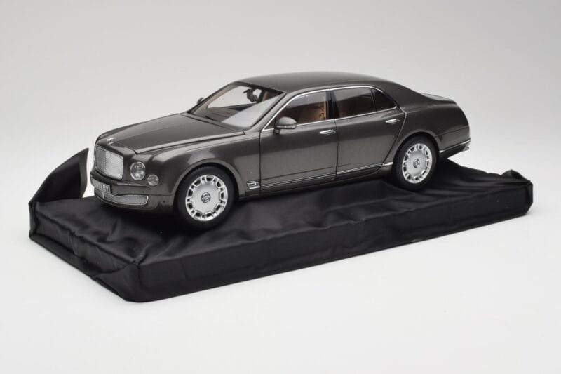 Bentley Mulsanne Brodgar Metallic Minichamps 1:18 BL843 Diecast