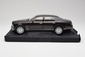 Bentley Mulsanne Burnt Oak Minichamps 1:18 100139905 Diecast - image 4 of 8