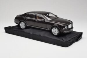 Bentley Mulsanne Burnt Oak Minichamps 1:18 100139905 Diecast - image 6 of 8