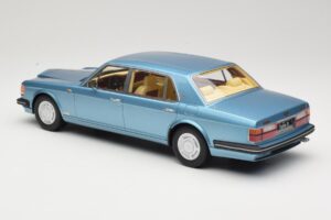 Bentley Turbo R LWB Blue GT Spirit 1:18 GT782 Resin - image 5 of 6