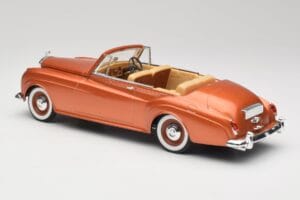 Bentley Type S2 Mulliner Cabriolet Tudor Orange Metallic Solido 1:18 8007 Diecast - image 7 of 8