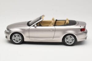 BMW 1 Series E88 Cabriolet Mineral Silver Metallic Kyosho 1:18 80430427020 Diecast - image 4 of 8