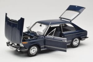 BMW 1600 Touring Blue Minichamps 1:18 80430145823 Diecast - image 2 of 8