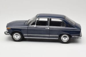 BMW 1600 Touring Blue Minichamps 1:18 80430145823 Diecast - image 4 of 8