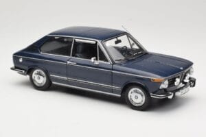 BMW 1600 Touring Blue Minichamps 1:18 80430145823 Diecast - image 6 of 8