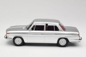 BMW 1800 Ti Silver Minichamps 1:18 107024000 Resin - image 3 of 6