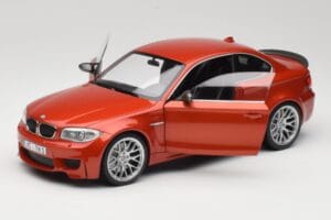 BMW 1M Coupe E82 Sakhir Orange Metallic Minichamps 1:18 110020020 Diecast - image 2 of 8