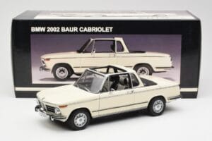 BMW 2002 Baur Cabriolet E10 Chamonix White AUTOart 1:18 70532 Diecast - image 8 of 8