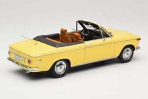 BMW 2002 Cabriolet Bright Green Minichamps 1:18 80430145820 Diecast - image 3 of 8