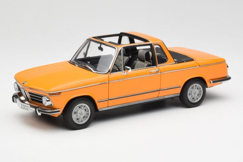 BMW 2002 E10 Cabriolet Colorado Orange AUTOart 1:18 80430300713 Diecast
