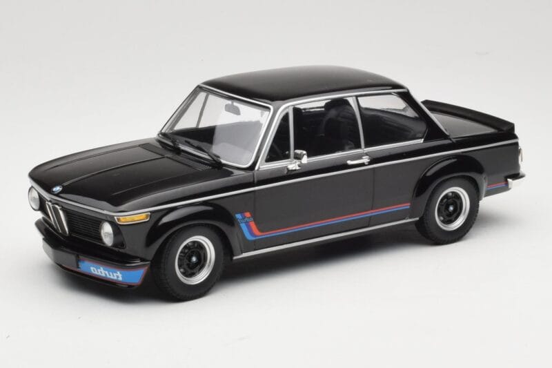 BMW 2002 Turbo Black Minichamps 1:18 155026204 Diecast
