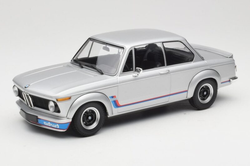 BMW 2002 Turbo E10 Silver Minichamps 1:18 155026201 Diecast