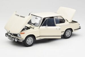 BMW 2002 White Kyosho 1:18 08541W Diecast - image 2 of 8