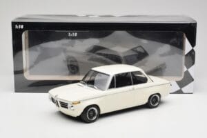 BMW 2002 White Plain Body Version Minichamps 1:18 155702600 Diecast - image 6 of 6