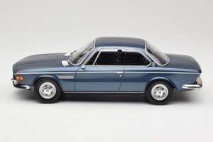 BMW 2800 CS E9 Blue Metallic Minichamps 1:18 155028032 Diecast - image 3 of 6