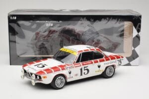 BMW 2800 CS E9 #15 Team Marabout Gaye / S. Braillard 24 Hours of Spa 1972 Minichamps 1:18 155722715 Diecast - image 6 of 6