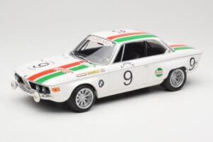 BMW 2800 CS E9 #9 Castrol BMW T. Moorkens / E. Haxhe 24 Hours of Spa 1971 Minichamps 1:18 155712709 Diecast