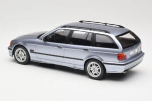 BMW 3 Series E36 Touring Blue Metallic MCG 1:18 MCG18365 Diecast - image 5 of 6