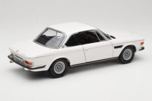 BMW 3.0 CSi E9 White Minichamps 1:18 180029026 Diecast - image 3 of 8