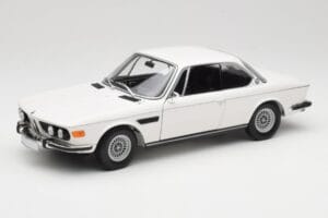 BMW 3.0 CSi E9 White Minichamps 1:18 180029026 Diecast