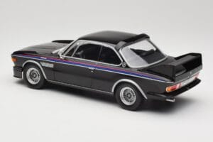 BMW 3.0 CSL E9 Black Minichamps 1:18 155028134 Diecast - image 5 of 6