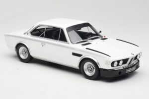 BMW 3.0 CSL E9 Chamonix White Otto 1:18 OT1145 Resin - image 4 of 6