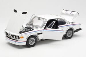 BMW 3.0 CSL E9 With Spoiler Set White Minichamps 1:18 180029021 Diecast - image 2 of 8