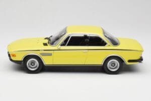 BMW 3.0 CSL E9 Yellow Minichamps 1:18 155028130 Diecast - image 3 of 6