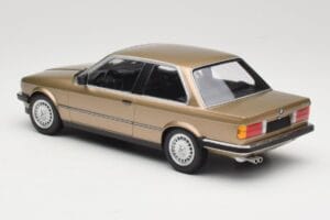 BMW 323i E30 Brown Metallic Minichamps 1:18 155026004 Diecast - image 5 of 6